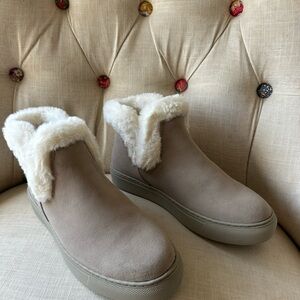 Women's Tan Faux Fur Lined Ankle Boots